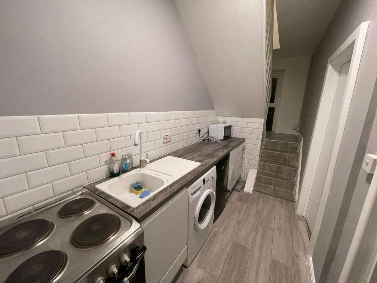 Selection Of Stylish Apartments Within Walking Distance Of Cardiff City Centre ภายนอก รูปภาพ