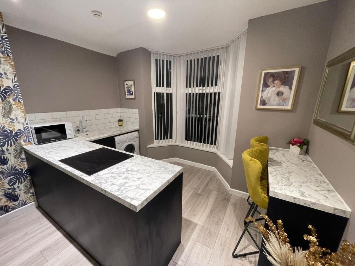 Selection Of Stylish Apartments Within Walking Distance Of Cardiff City Centre ภายนอก รูปภาพ